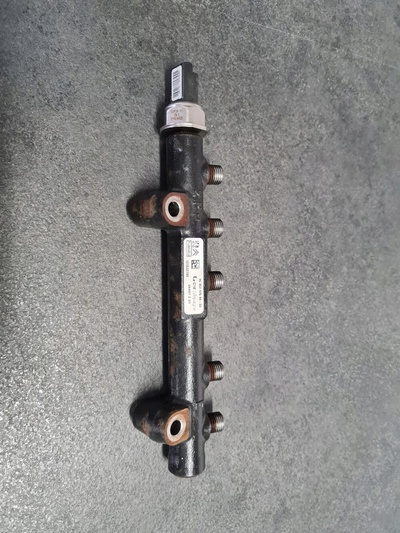 968529758002 LISTWA WTRYSKOWA MK3 FOCUS 1.6 HDI 96852975 80 - 02
