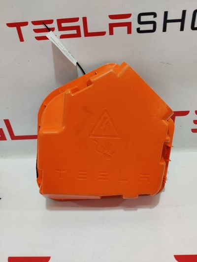 147925500B Прочая запчасть Tesla Model 3 2019 1479255-00-B,1096326-00-C