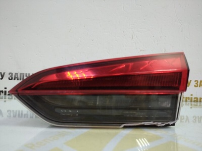 60U945308A фонарь внутренний Skoda Rapid 2 NK6 2020-2022