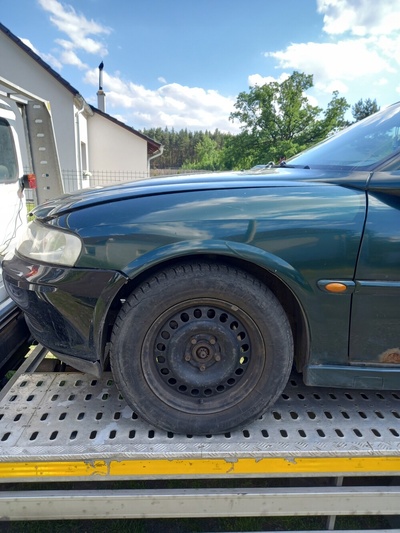 2002r крыло левый передний opel vectra b 2.0 dti дизель l359
