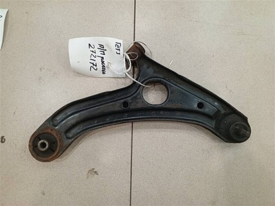 545011C000 Рычаг передний поперечный нижний правый Hyundai Getz 2002-2010 2006