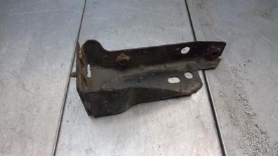 3A0807134C Кронштейн крепления бампера переднего Volkswagen Passat B4 1995