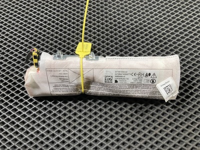 GX73611D32AC Подушка безопасности боковая (в сиденье) Jaguar E-Pace 2019 ,T2H46027,T2H3157,LR091937,LR138280