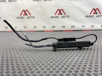 2028202389 Б/У усилитель антенны Mercedes-Benz C-Class W202 1997 , <strong>-Б/У Детали сняты с АВТОМОБИЛЯ</strong>