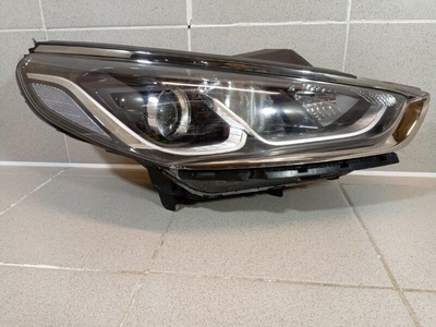 92102C1500 Фара правая Hyundai Sonata 7