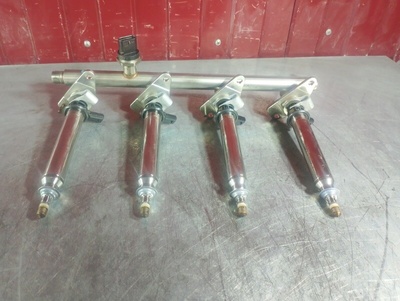 A2700701095 Топливная рампа Mercedes A-class W176 2012 , A2700701595, A2700701995, A2780700687, A2780701187, A2560700187, A2700701195