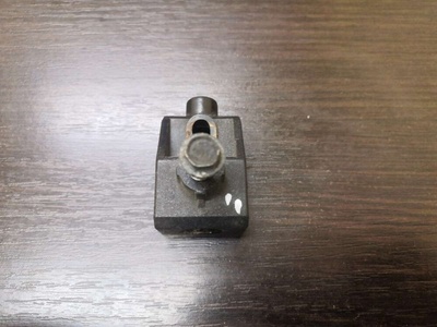 LR034502 Кронштейн радиатора Land Rover Range Rover 4 2015