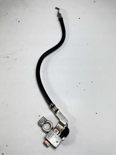 F1FT10C679BA kuga mk2 focus mk3 клемма минусовая f1ft - 10c679 - ba