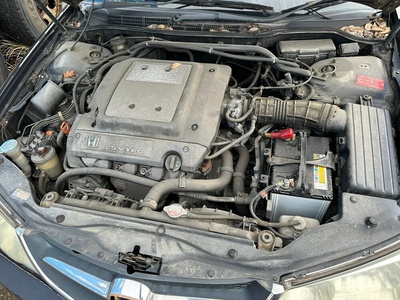 11000P8D800 двигатель HONDA INSPIRE UA4 J25A 11000-P8D-800