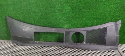 4B1819417B Решетка стеклоочистителя (Дождевик) Audi A6 C5 (S6,RS6) 2000 4B1 819 417 B