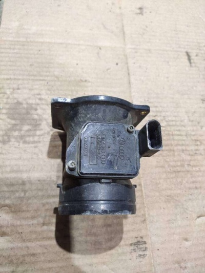 06a906461b Расходомер воздуха Audi A4 B5 2000