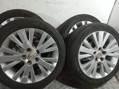 9965307070 диск литой ОРИГИНАЛ , КОМПЛЕКТ , 4шт , 17x7J , С ЦЕНТР.ЗАГЛУШКАМИ , ЕСТЬ БОРДЮРКА , ПОЛЕЗЛА КРАСКА. R17 , ширина обода: 7 , PCD 5x114.3 мм , DIA 67.1 мм , ET 60 мм. Mazda 6 GH 2010
