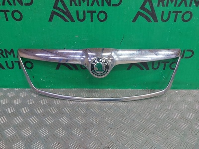 1Z0853661A739 Окантовка решетки радиатора Skoda Octavia 2 A5 (1Z) 2008-2013 , 1z0853661a