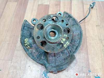 A1685400017 ступица передняя правая Mercedes-Benz A W168 [рестайлинг] 2001 ,0265006369