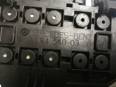 A1645400350 Блок силовых предохранителей Мерседес ML GL 164 W251 (84P9) MERCEDES BENZ M-Class|GL-Class|R-Class W164|X164|W251 2009