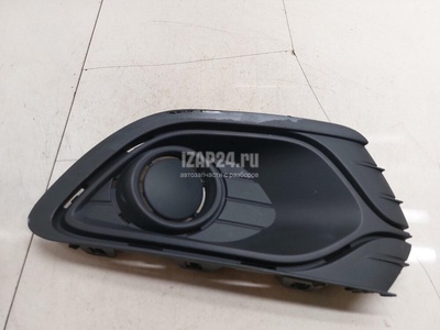 263316043R Решетка в бампер правая Renault Logan II 2014