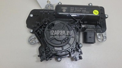 3V5827887B Активатор замка багажника VAG A5/S5 (F5) 2017