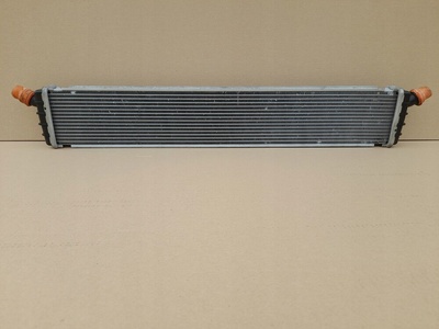 A0995004800 дополнительный радиатор мерседес amg