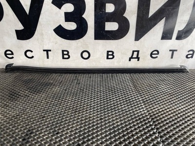 82178204 уплотнитель стекла двери правый Volvo FH4