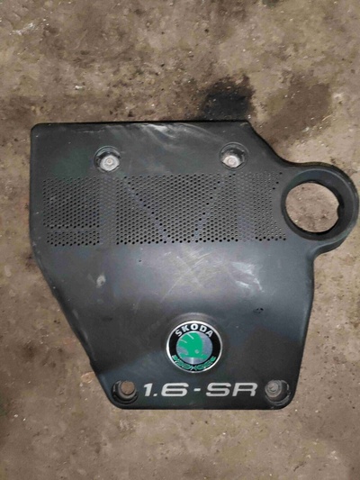 06A103925 Крышка двигателя декоративная Skoda Octavia A4(1997-2004) 2001