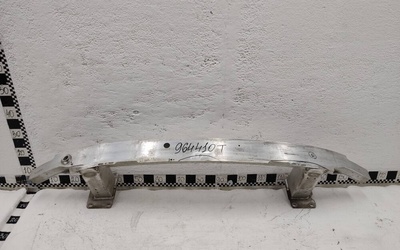 4K0807109 Усилитель переднего бампера Audi A6 C8