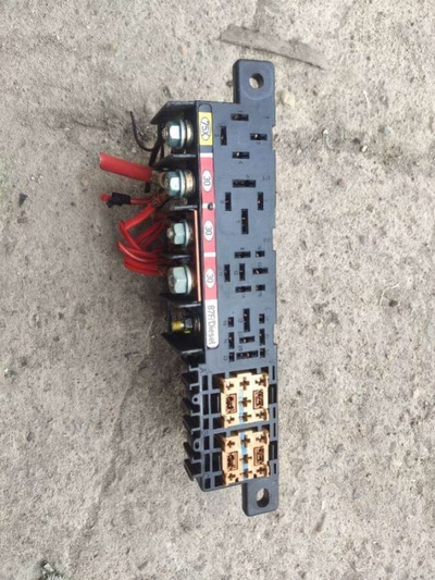 8l0941822a Блок предохранителей Audi A6 C5 (S6,RS6) 2000
