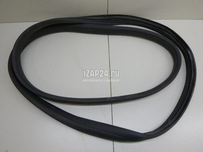 808328585R Уплотнитель двери Renault Arkana 2019