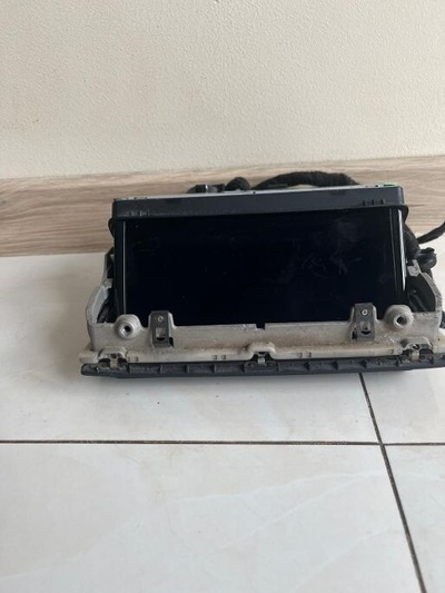 8V0857273M экран дисплей монитор жк mmi navinawigacji audi a3 8v