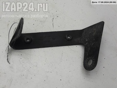 8d0951229c Кронштейн крепления Volkswagen Passat B5+ (GP) 2002