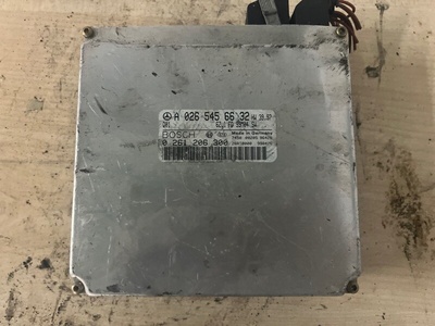 A0265456632 Блок управления двигателем mercedes C W205 2017 , , 0265109452