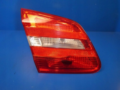 A2468200764 мерседес b класса w246 фара левый задняя в крышку