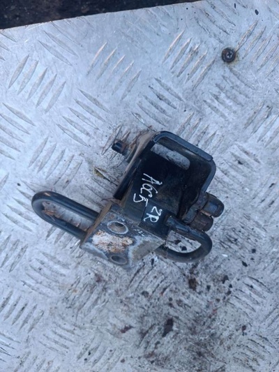 4b0831412A Петля двери передней правой Audi A6 C5 (S6,RS6) 2001