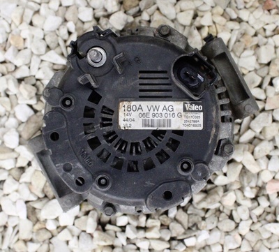 06E903016G audi a6 c6 генератор 2 , 4