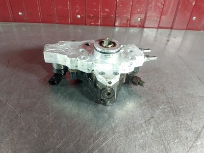A6460700401 ТНВД Mercedes C-class W203 2006 , A6460700101, A6460700301, 986437364, A6110701401, A6460700301, A6480700001, 0445010143,