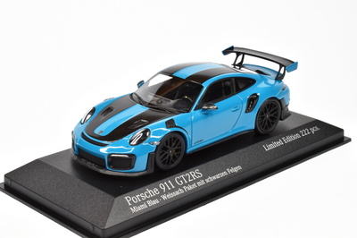 Порше 911 gt2 rs 2018 minichamps 413067234 1:43