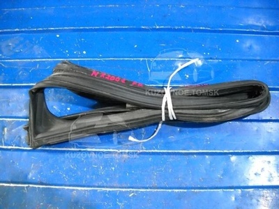 6814178010 Уплотнитель Стекла Двери (Внутренний) Lexus NX200t Z10 2016 68141-78010
