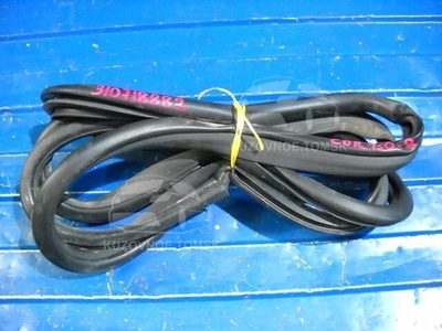 6221112410B0 Уплотнитель Дверного Проема Toyota Corolla E150 2007 62211-12410-B0