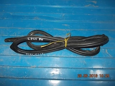 MN117628 Уплотнитель Дверного Проема Mitsubishi L200 KB4T 2011