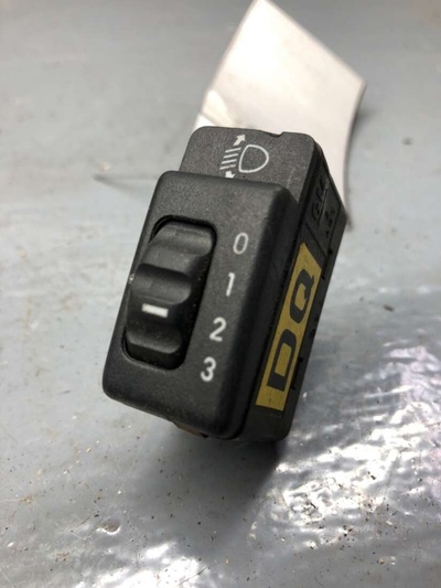 90356585 Кнопка корректора фар Opel Corsa B 1999 ,90387093,90386479