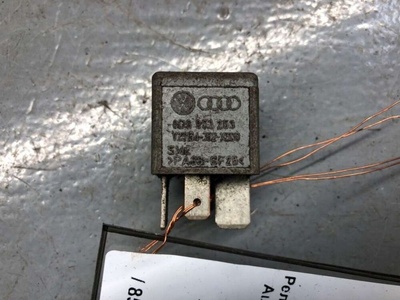 8D0951253 Реле вентилятора Audi 100 C2 1998