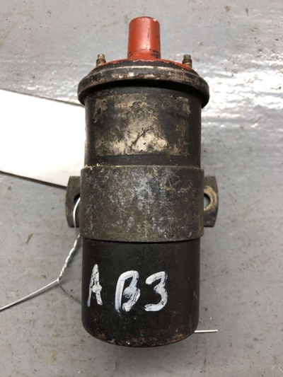 0221122023 Катушка зажигания Audi 100 C2 1982 0 221122023,811905115B,BOSCH