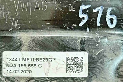 5QA199555C Подушка крепления КПП Volkswagen Tiguan II (2016—2020) 2020