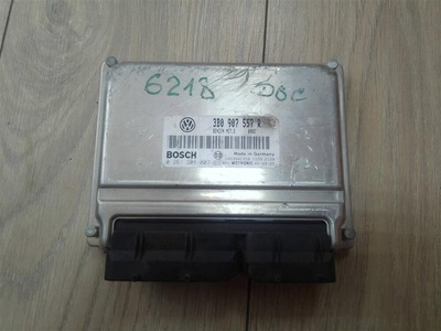 3B0907557R Блок управления двигателем VW Passat (B5+) 2000-2005 2004