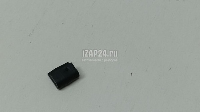 8P0863453 Уплотнитель (внутри) VAG Q7 [4M] 2015