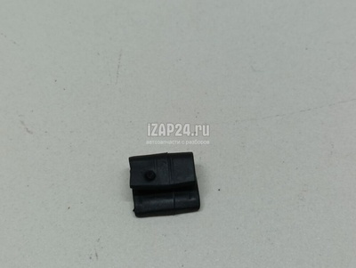 8P0863453 Уплотнитель (внутри) VAG Q7 [4M] 2015