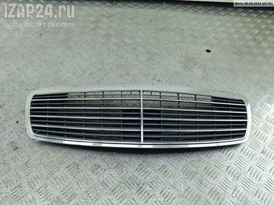 2118800283 Решетка радиатора Mercedes W211 (E) 2006