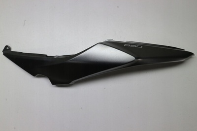 360410033 KAWASAKI NINJA 650 Z650 OWIEWKA ZADUPEK OGON
