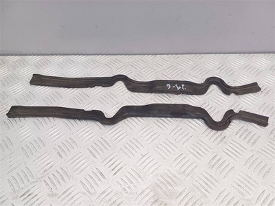 4G0823731 Уплотнитель Audi A6 C7 2017 , 4G0823732