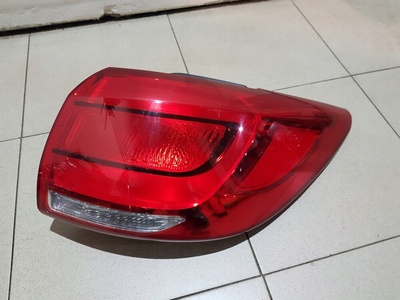 924023W5 kia sportage iii 13 - 15 рестайлинг фара правый задняя