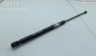 8L0823359 Амортизатор капота Audi A3 8L (1996-2003) 1998